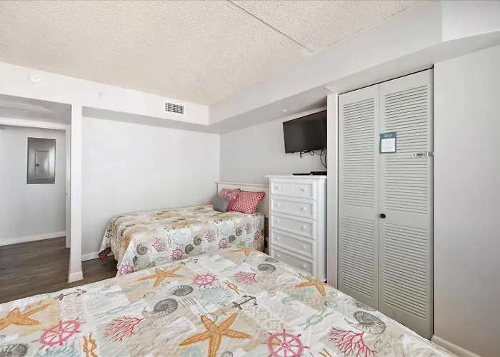 Quay-beautiful Views In 2 Bedroom With Indoor Pool! *